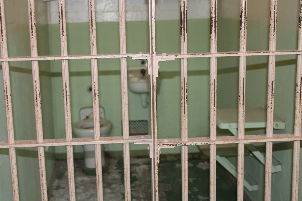 alcatraz-cell